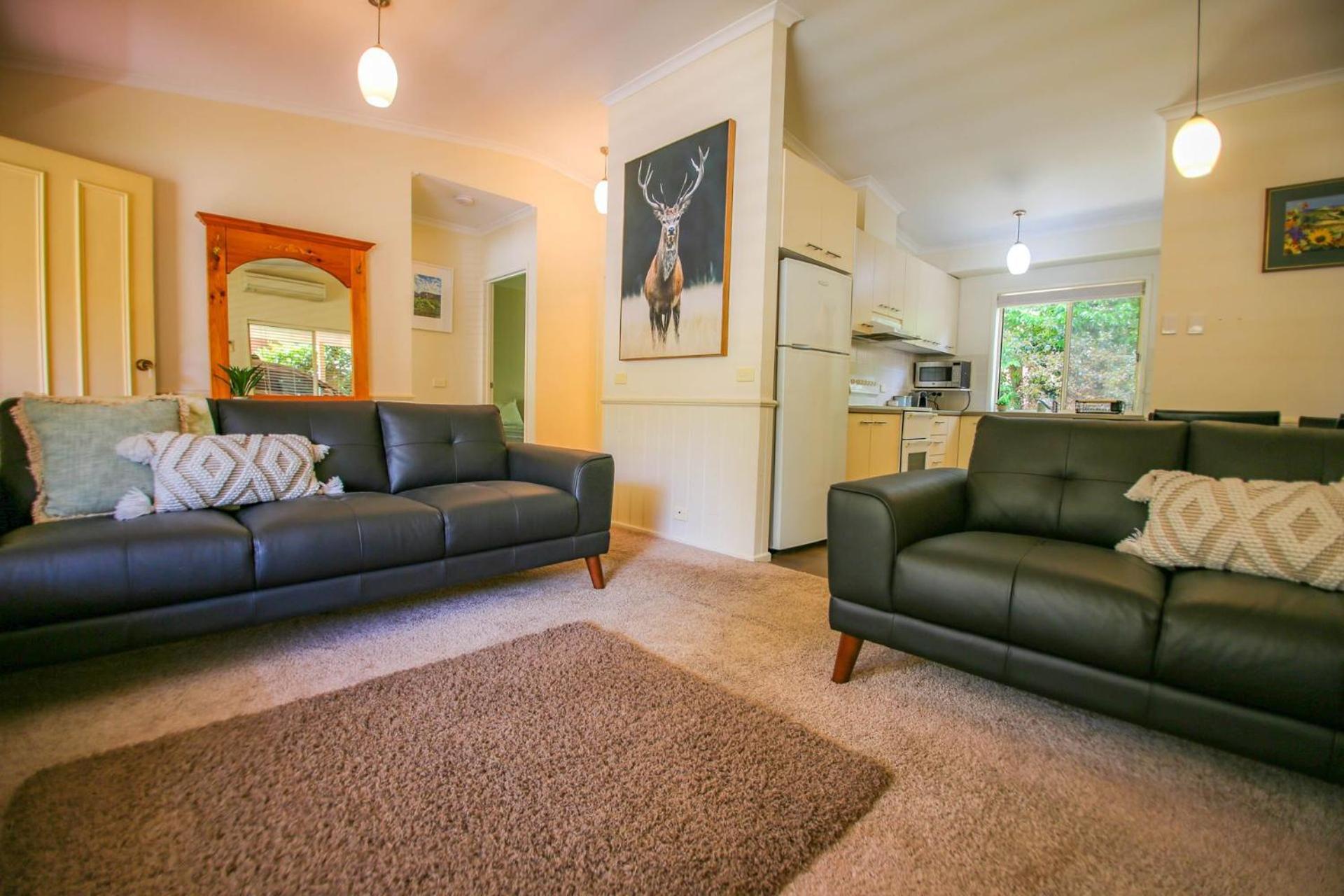 Silver Birches Village - Unit 8 Bright