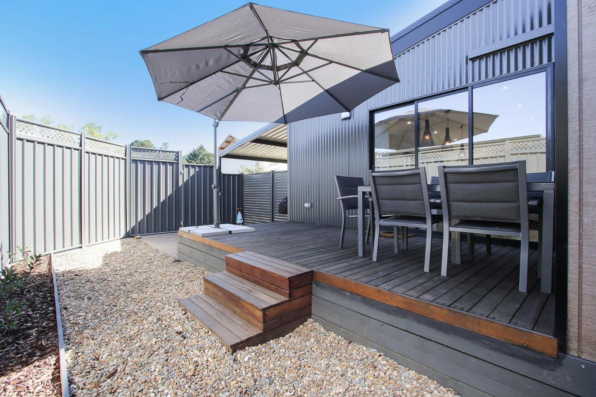 Snowgum Retreat - 1 * Bright