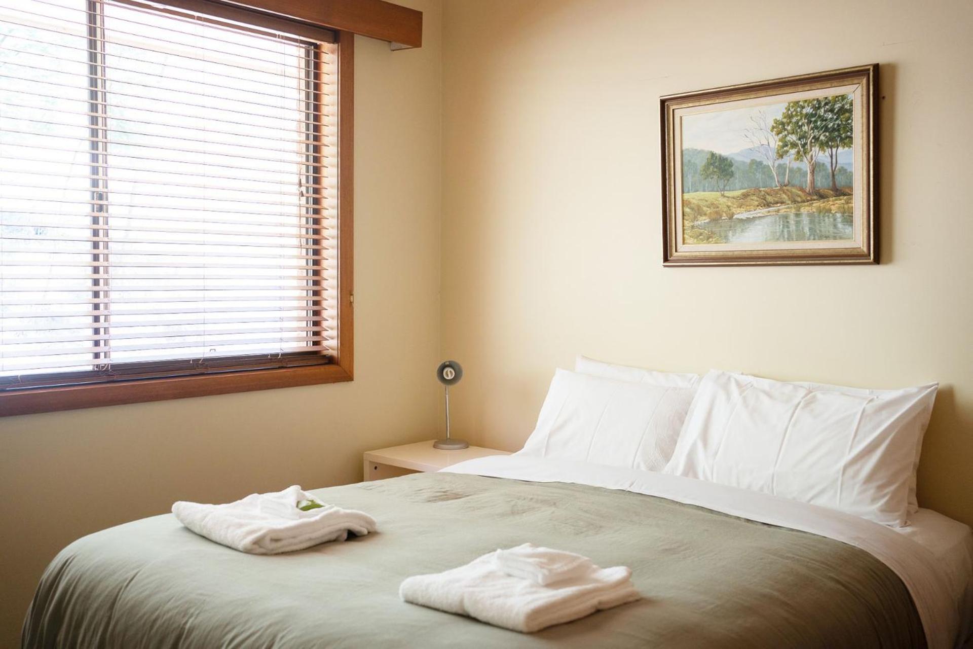 Delany - 6 Bedrooms Bright