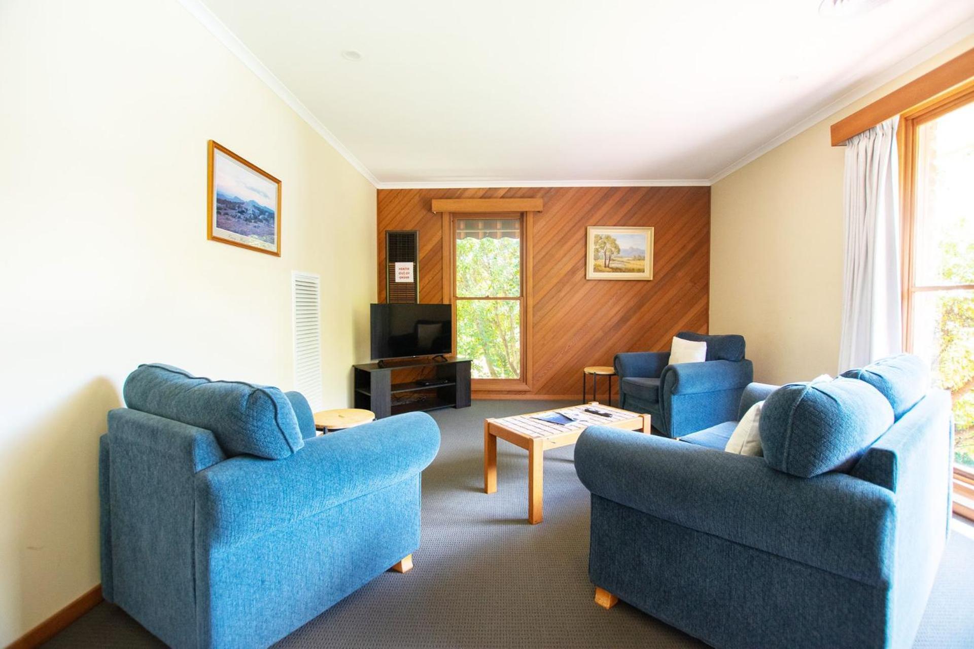 Delany - 6 Bedrooms * Bright