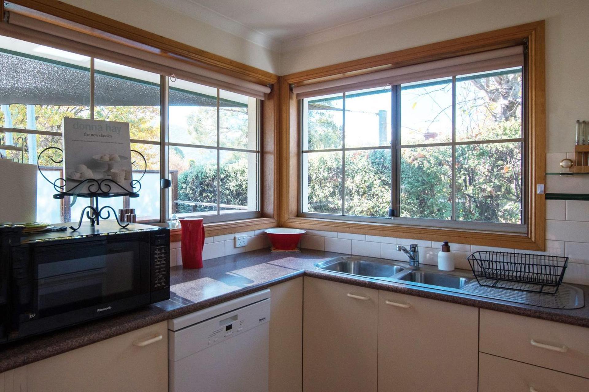 9a Woodlands Grove Holiday home Bright