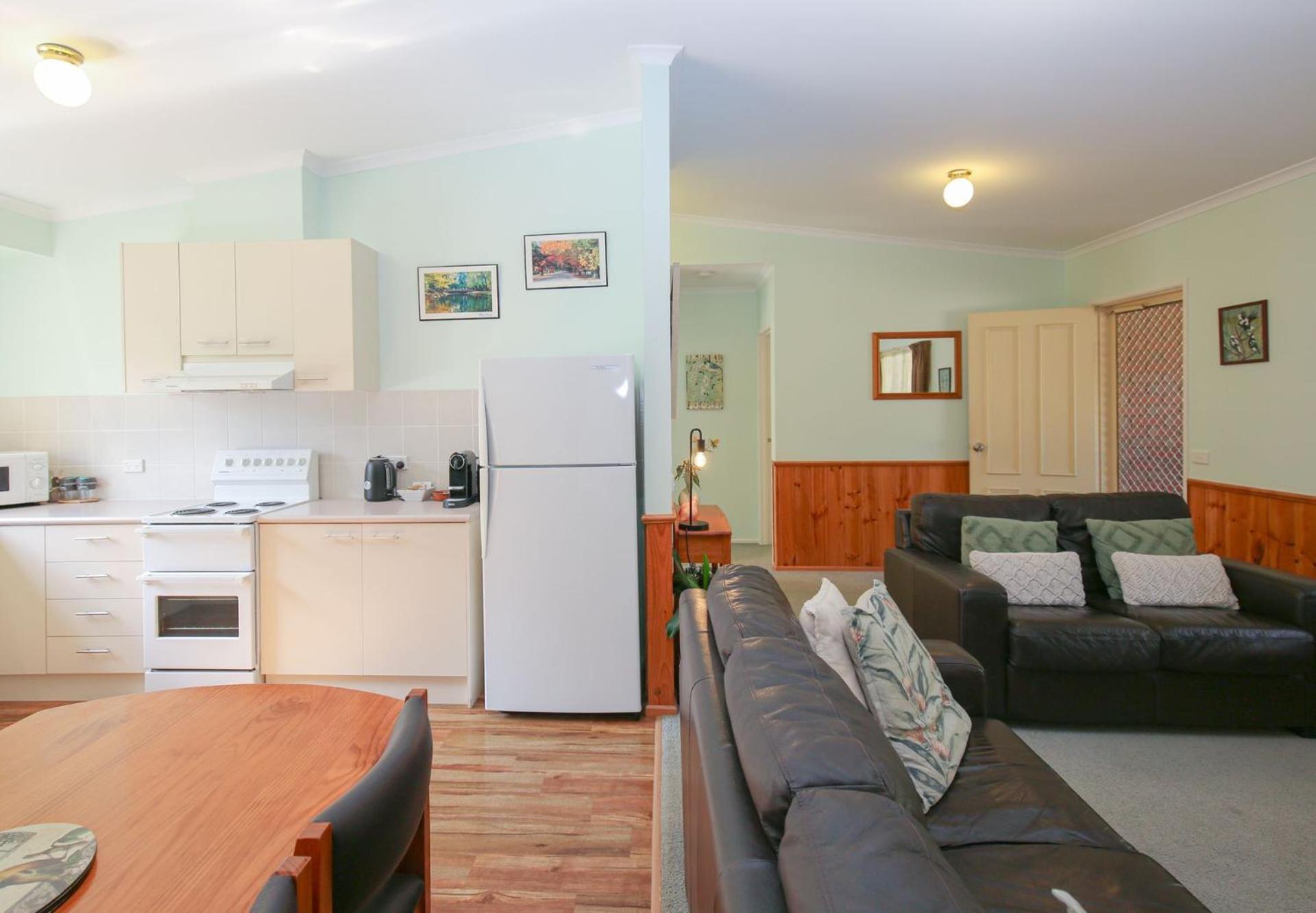 Silver Birches Village - Unit 3 Bright