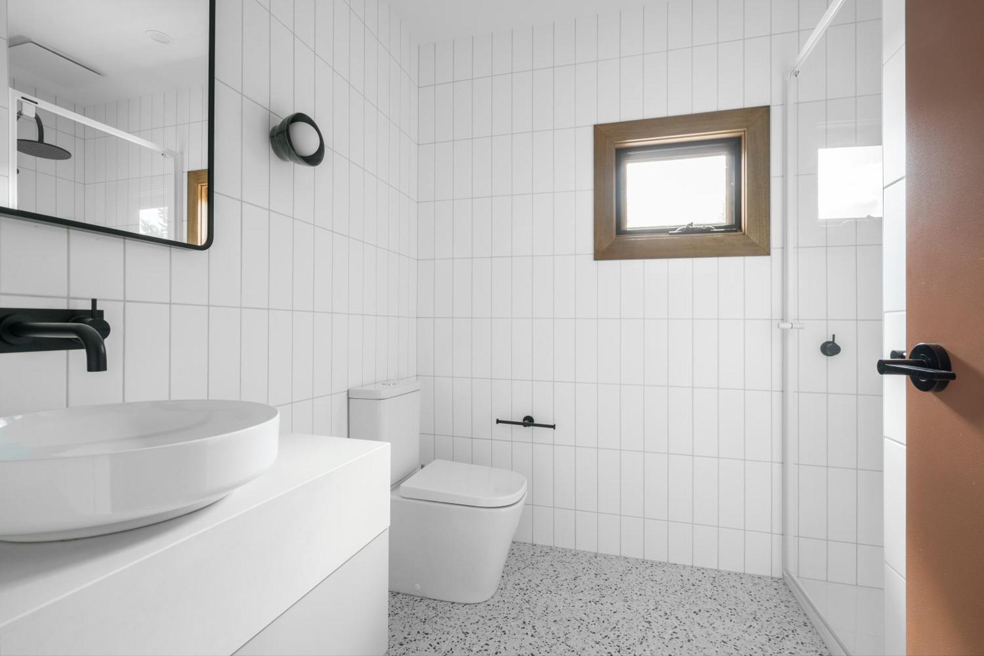 Viewhill Units - Bright