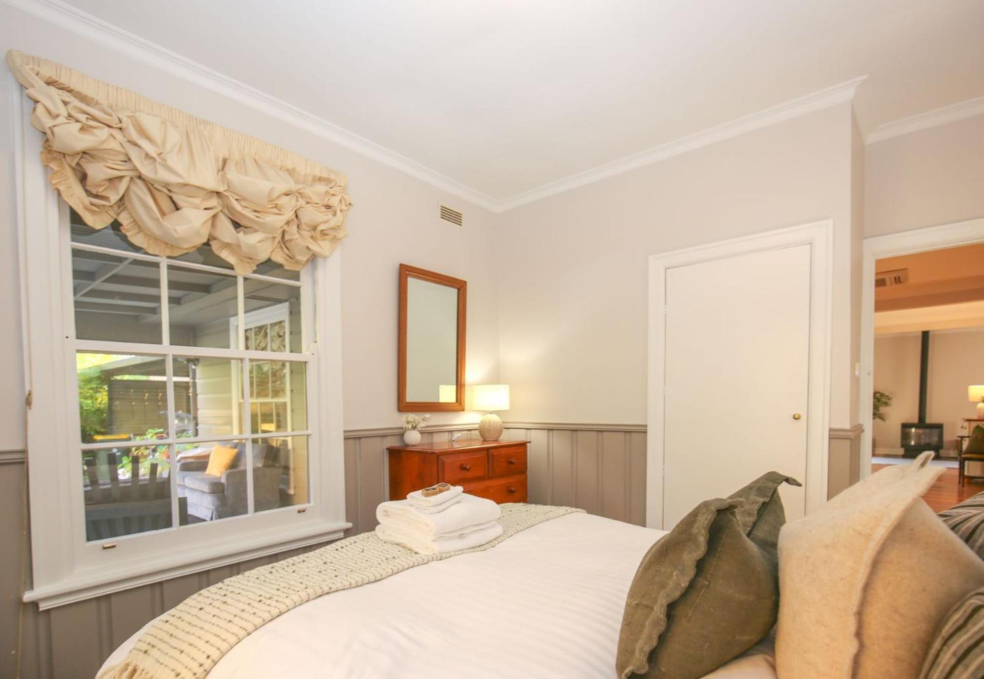Holiday home Bessie's Of Bright