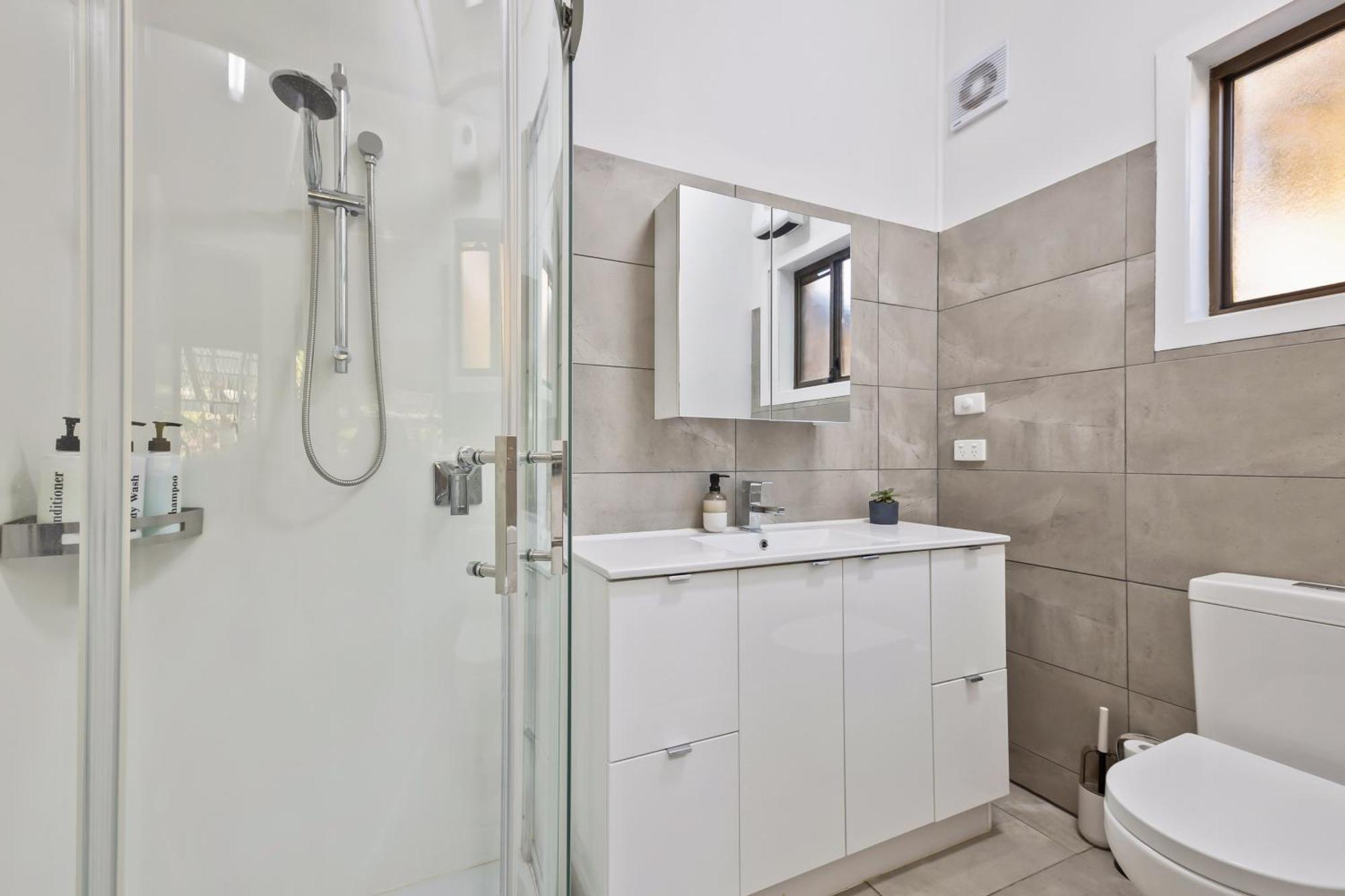 Ashwood Alpine House Holiday home Bright