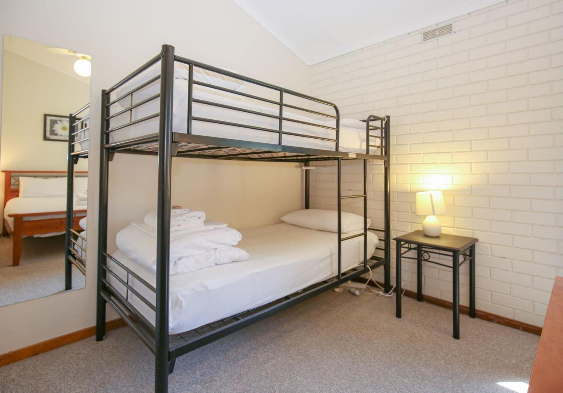 Cedar Units - 2 Holiday home