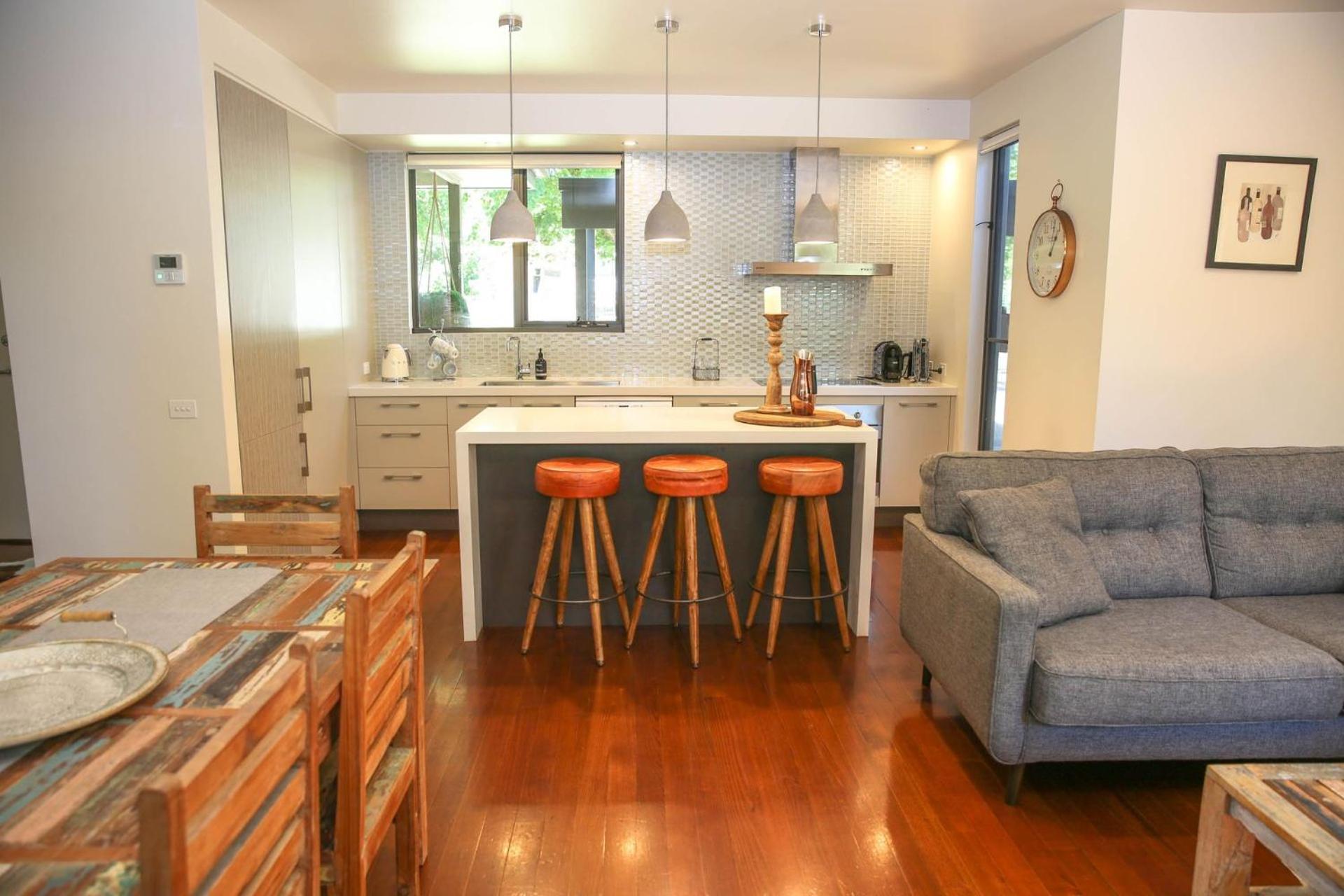 Holiday home Chapter 11 Delany Bright