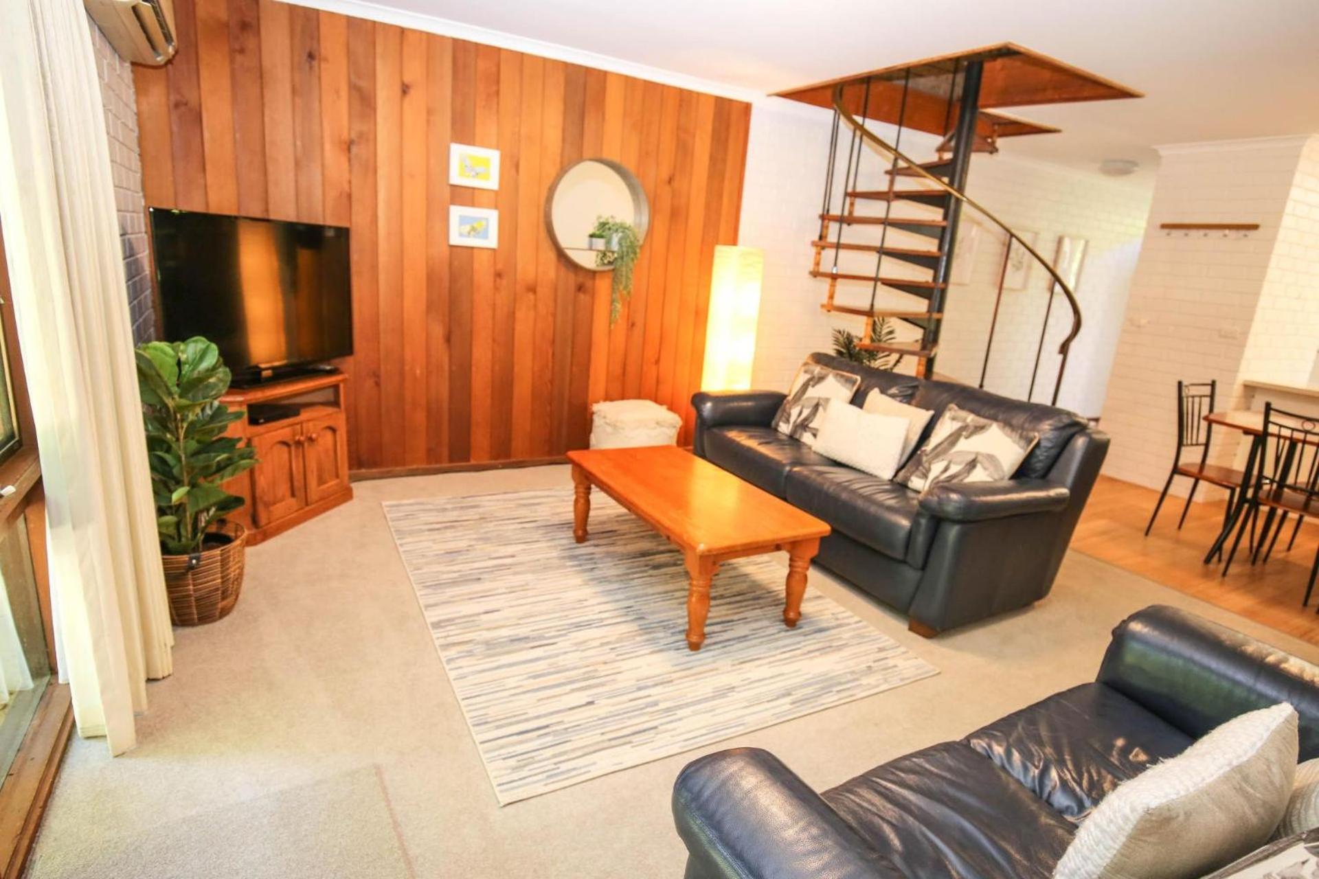 Cedar Units - 3 * Bright