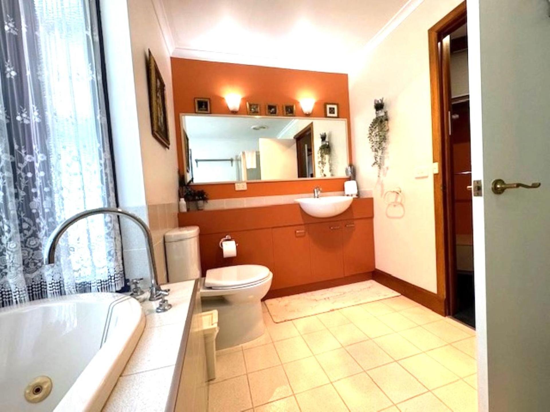 Artee House - A Escape
