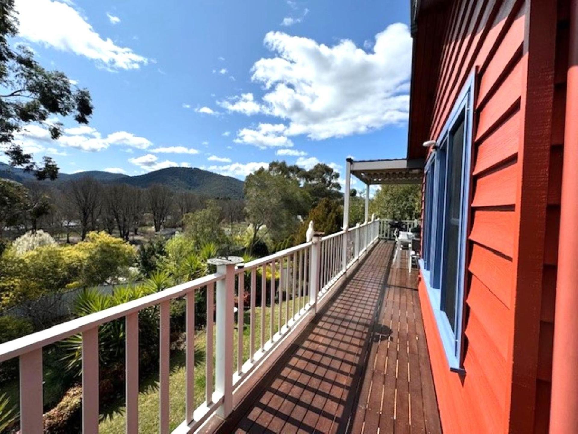 Artee House - A Escape Holiday home