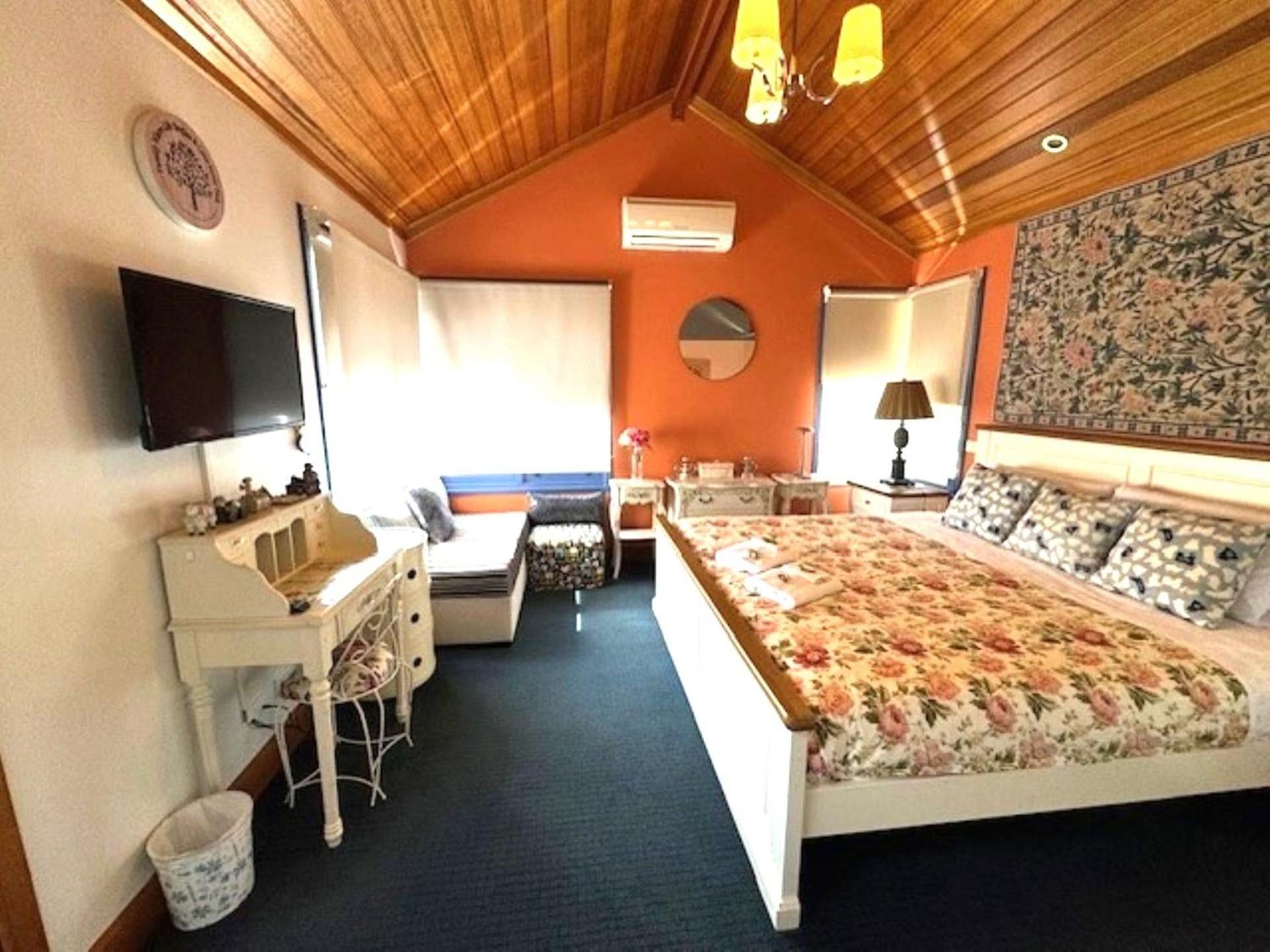 Artee House - A Escape Holiday home