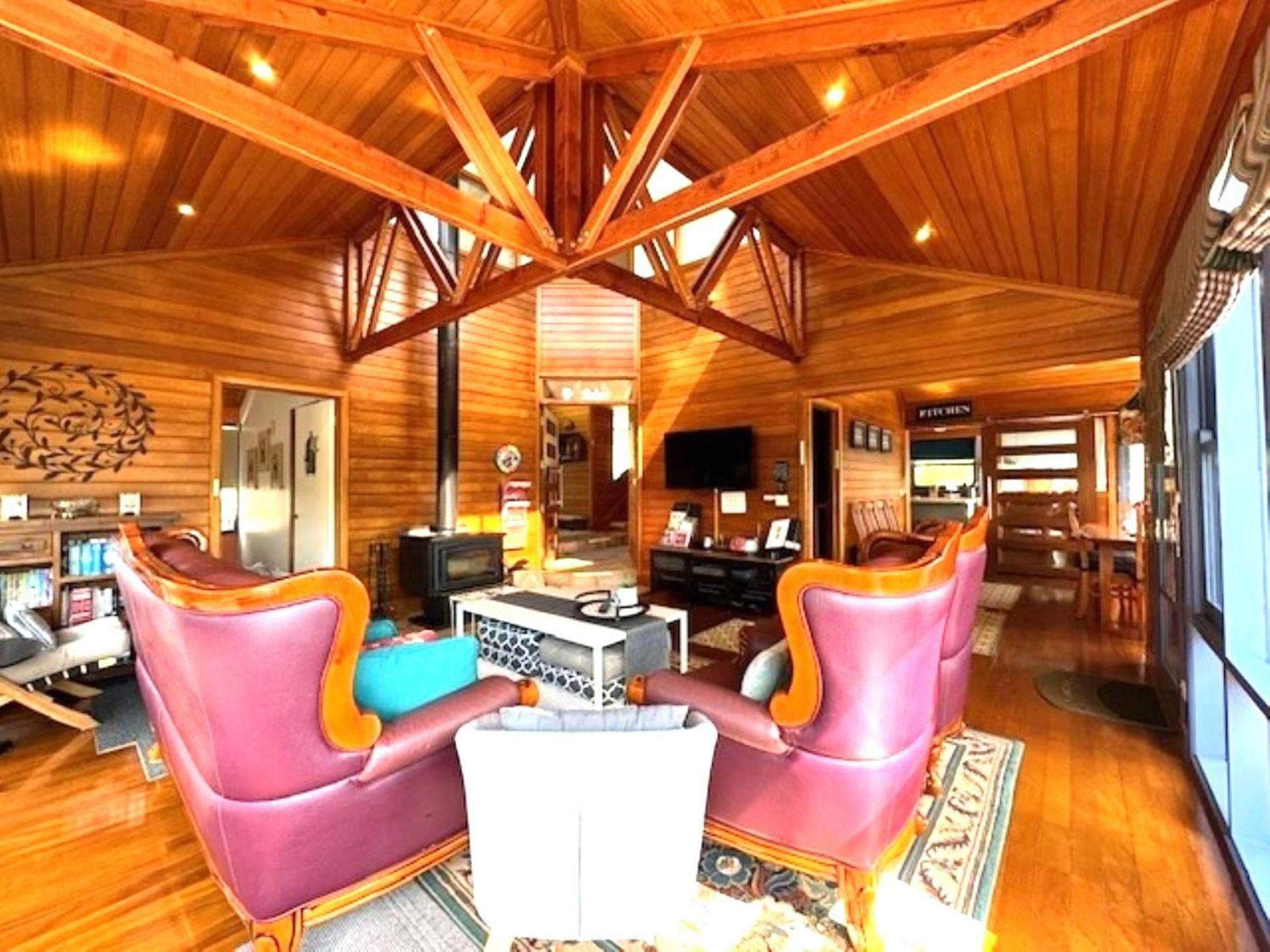 Artee House - A Escape Holiday home *