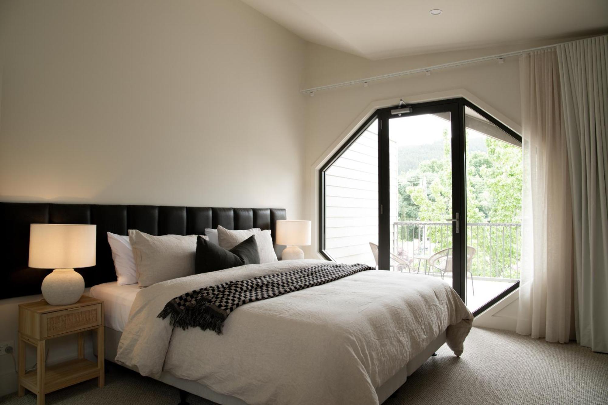 Two - On Gavan Apartment *
