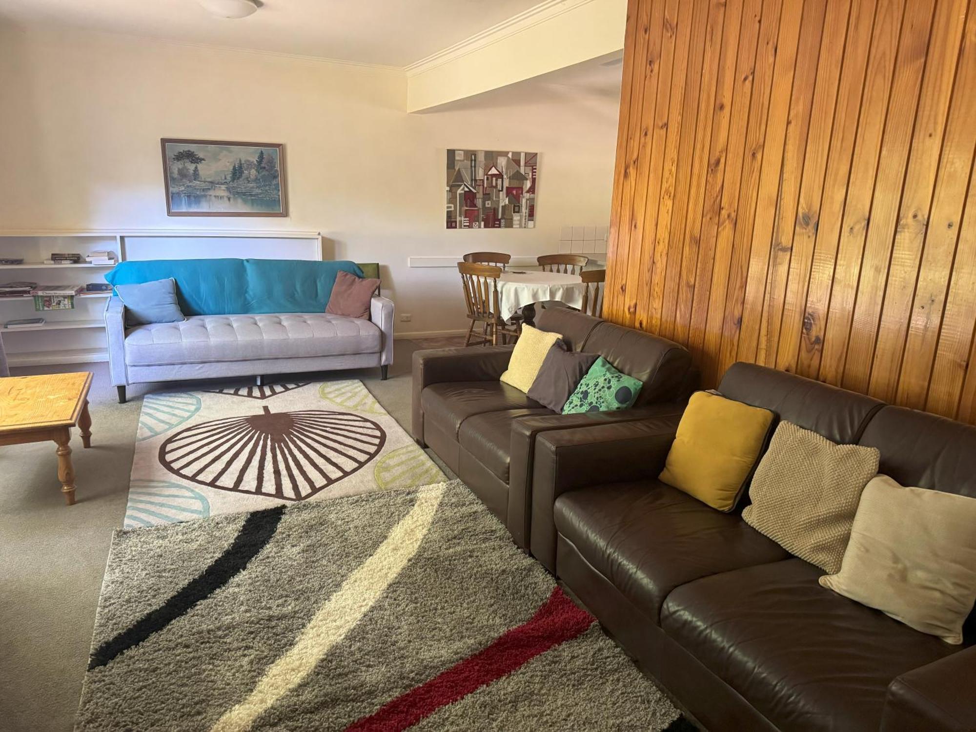 Apartment Ovensview On Riverside
