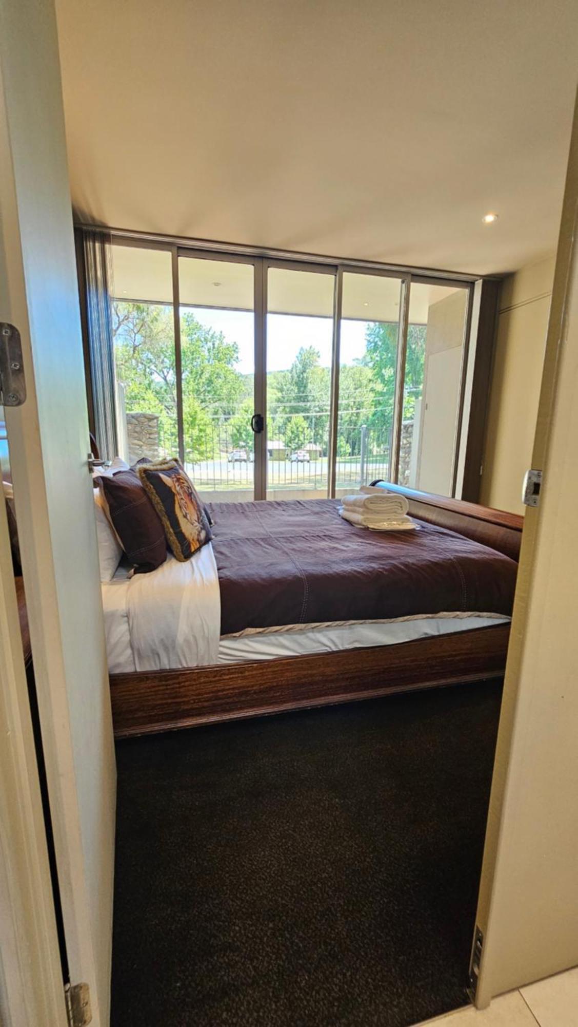 Centenary Peaks Riverview Bright