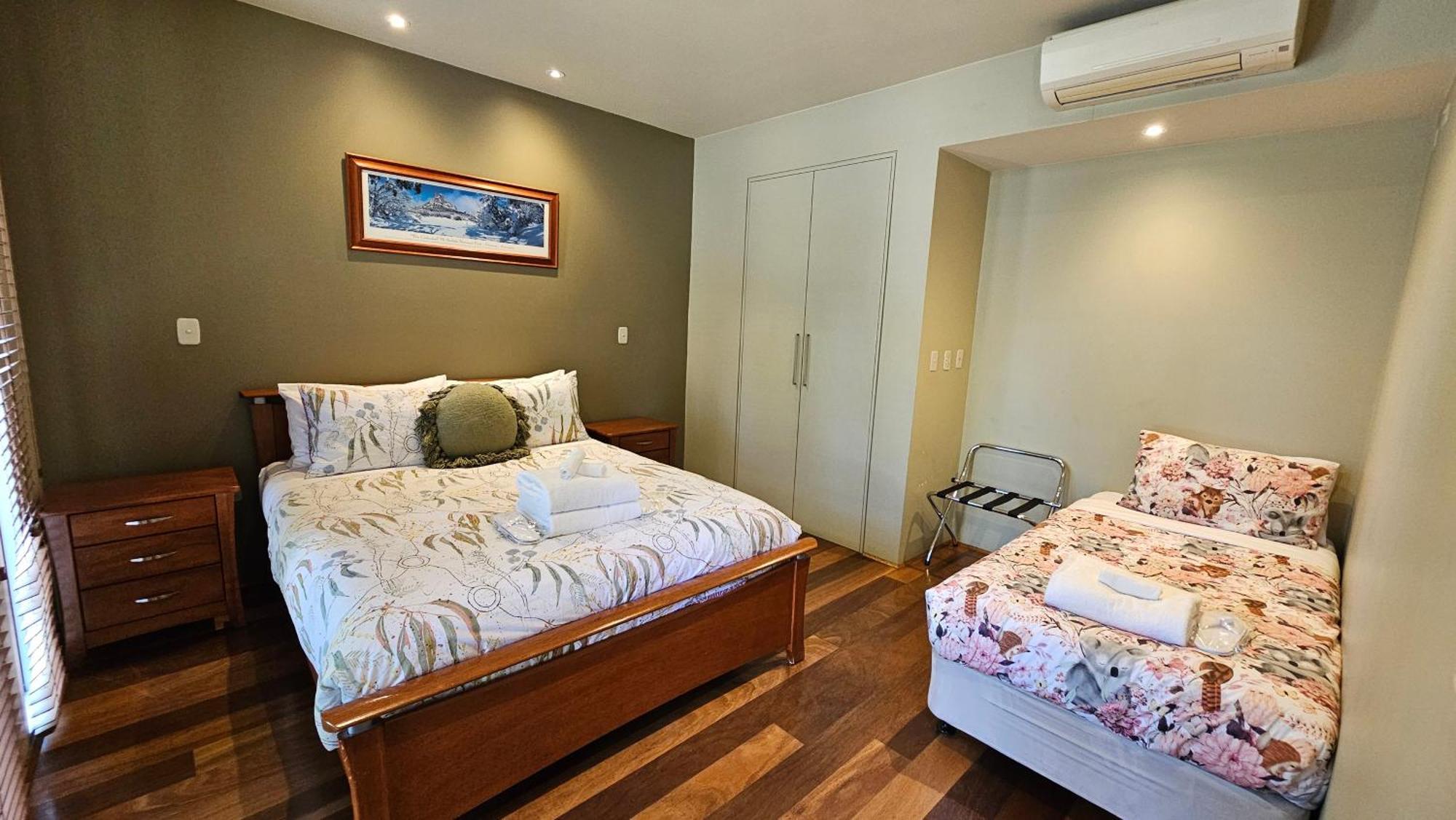 Centenary Peaks Riverview Bright