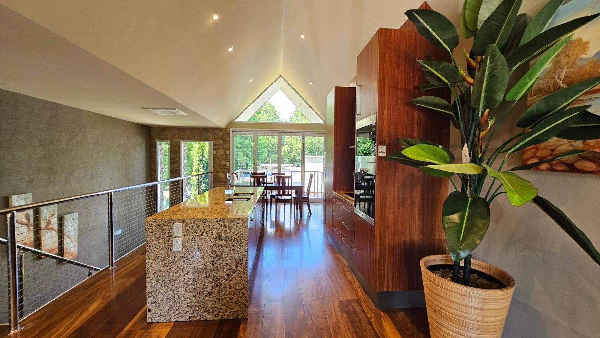 Centenary Peaks Riverview *