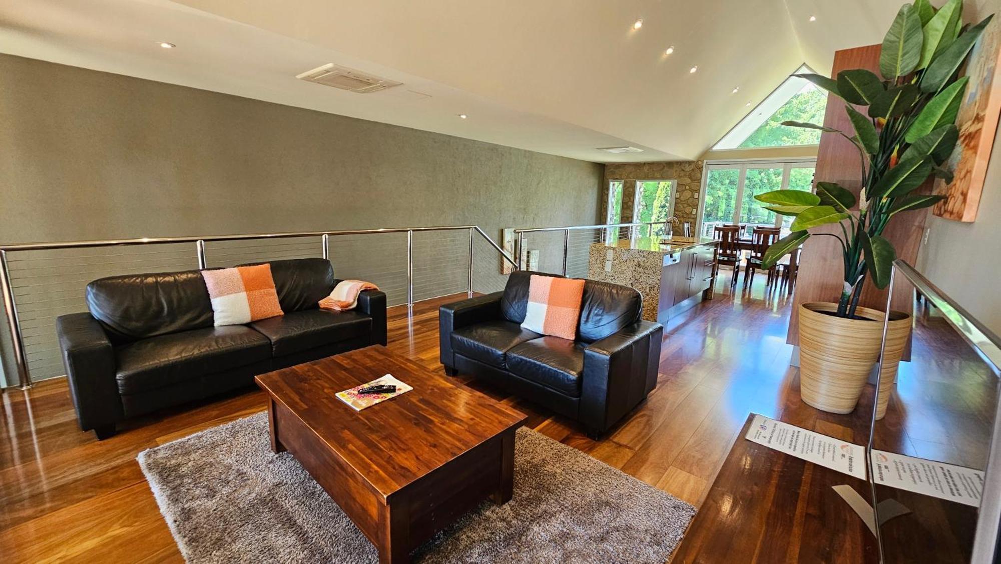 Centenary Peaks Riverview