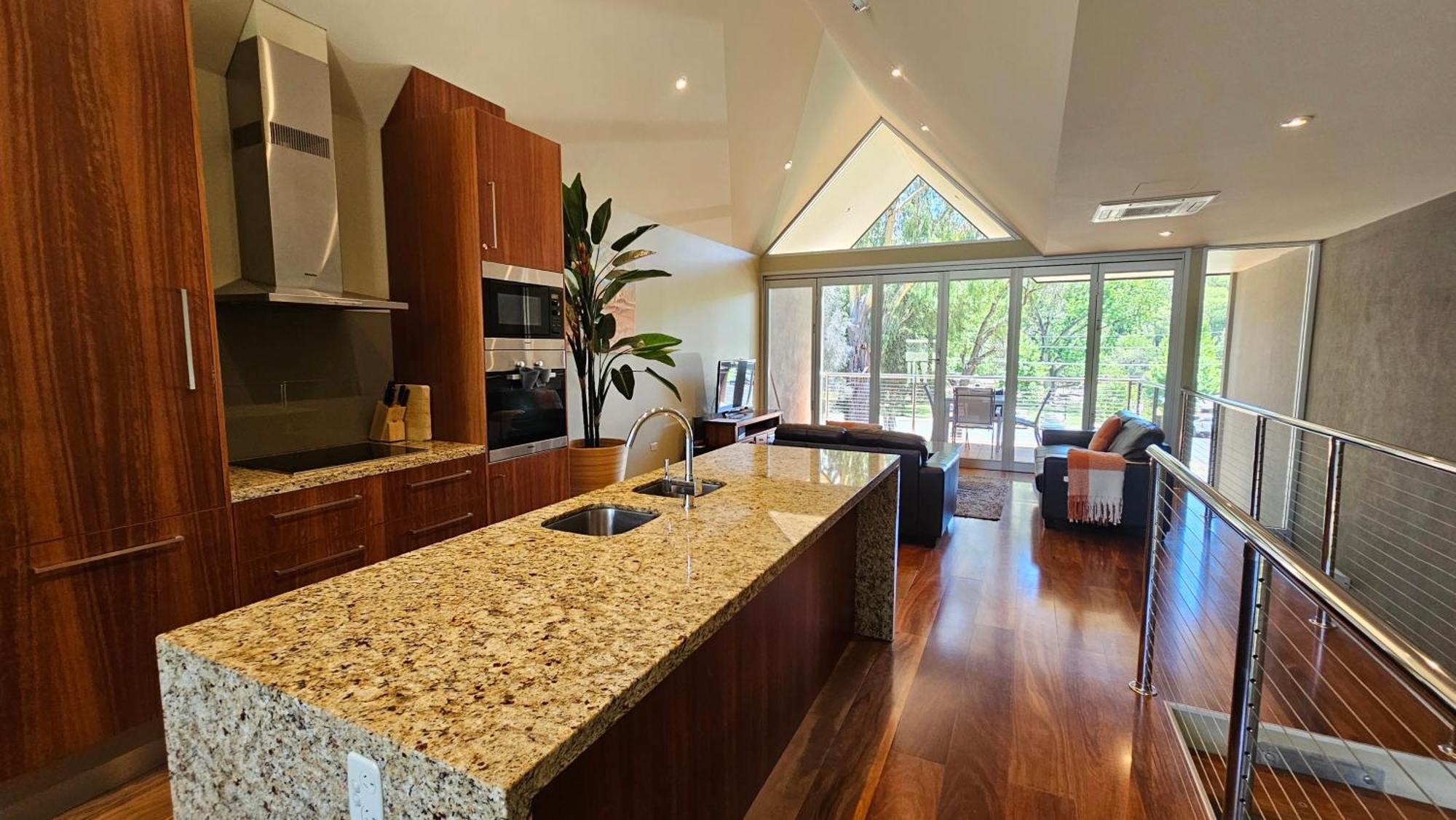 Centenary Peaks Riverview Holiday home