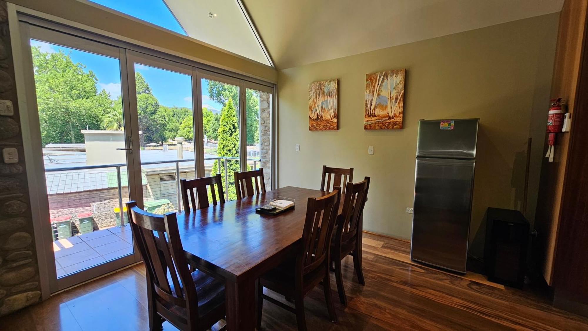 Centenary Peaks Riverview