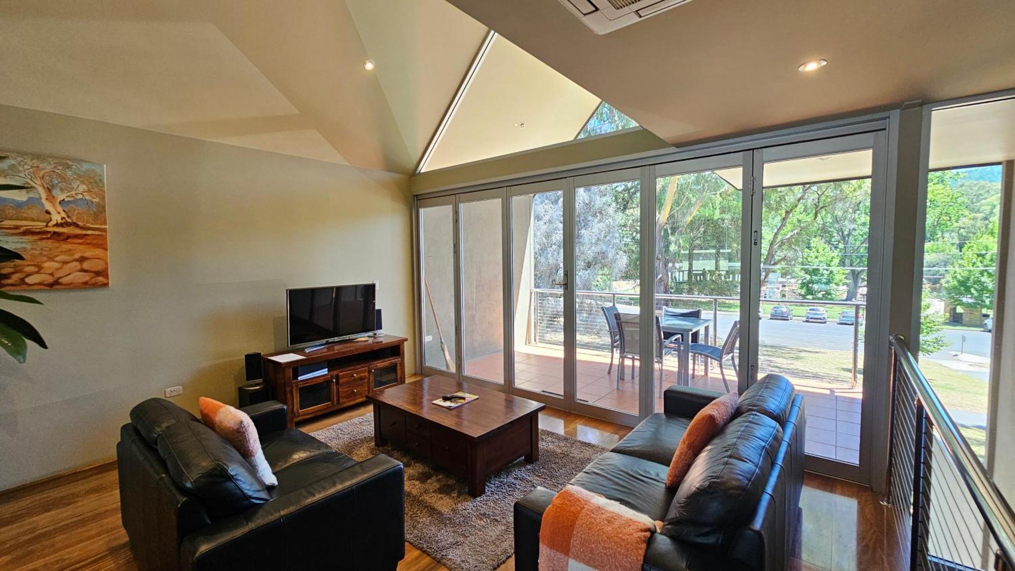 Centenary Peaks Riverview Holiday home
