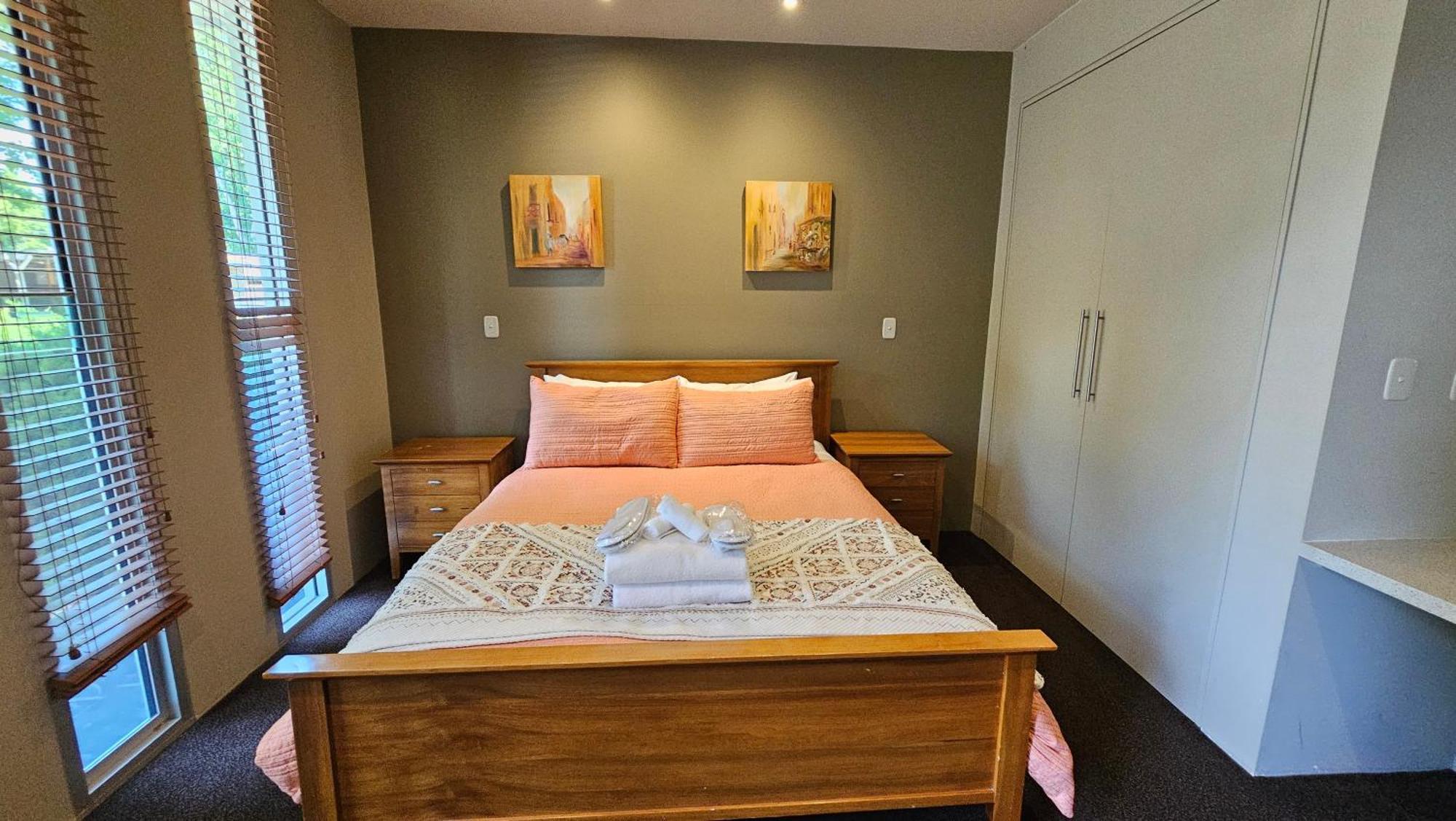 Centenary Peaks Riverview Bright