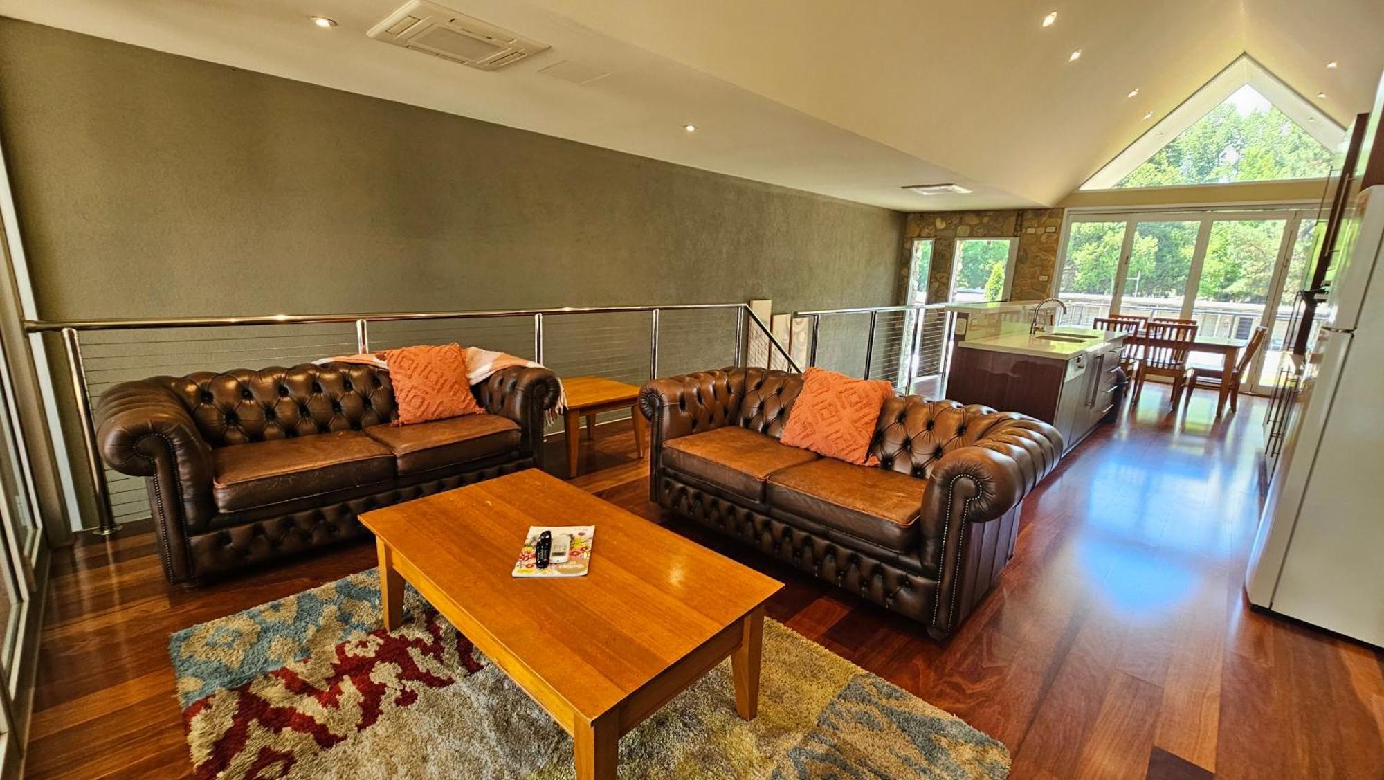 Centenary Peaks Riverview Holiday home
