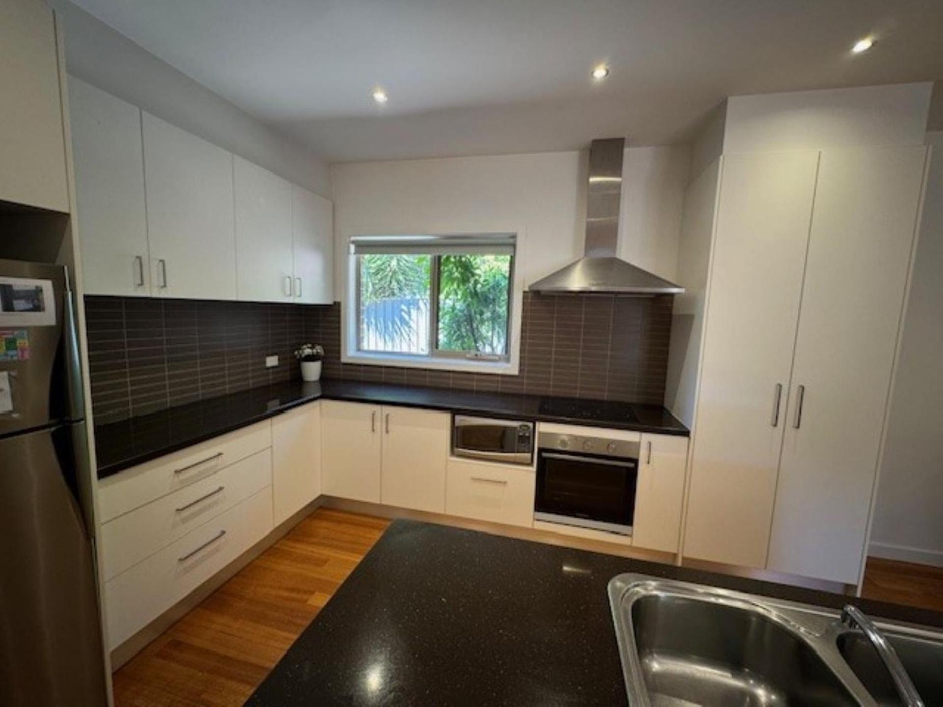 Track 4 - On The Rail Trail Holiday home Bright