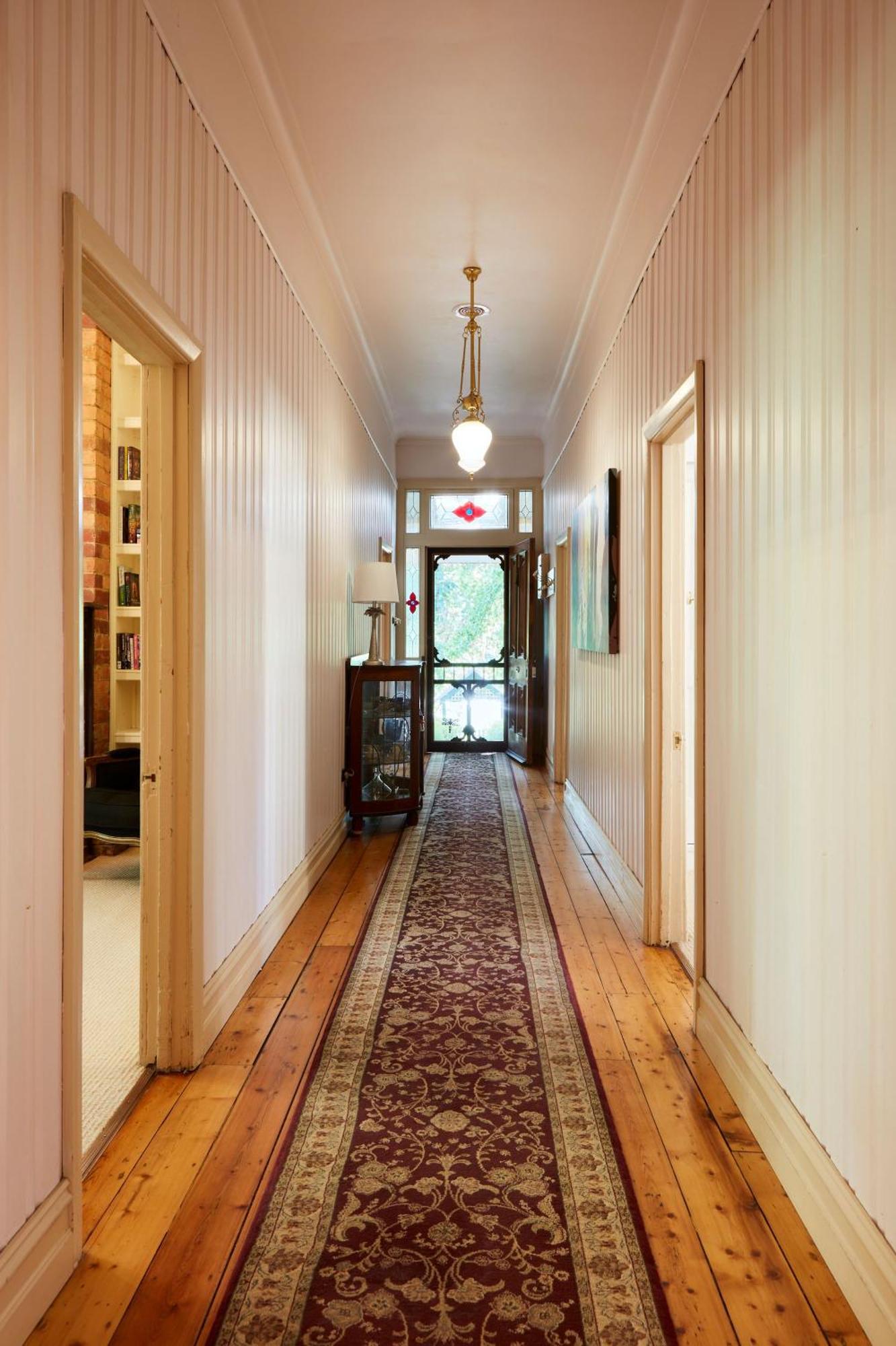 Apartment Tiffany's Bright