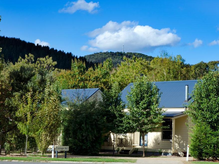 Alpine Valley Aparthotel Bright