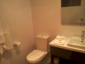 Barrass John Motor Hotel 3*