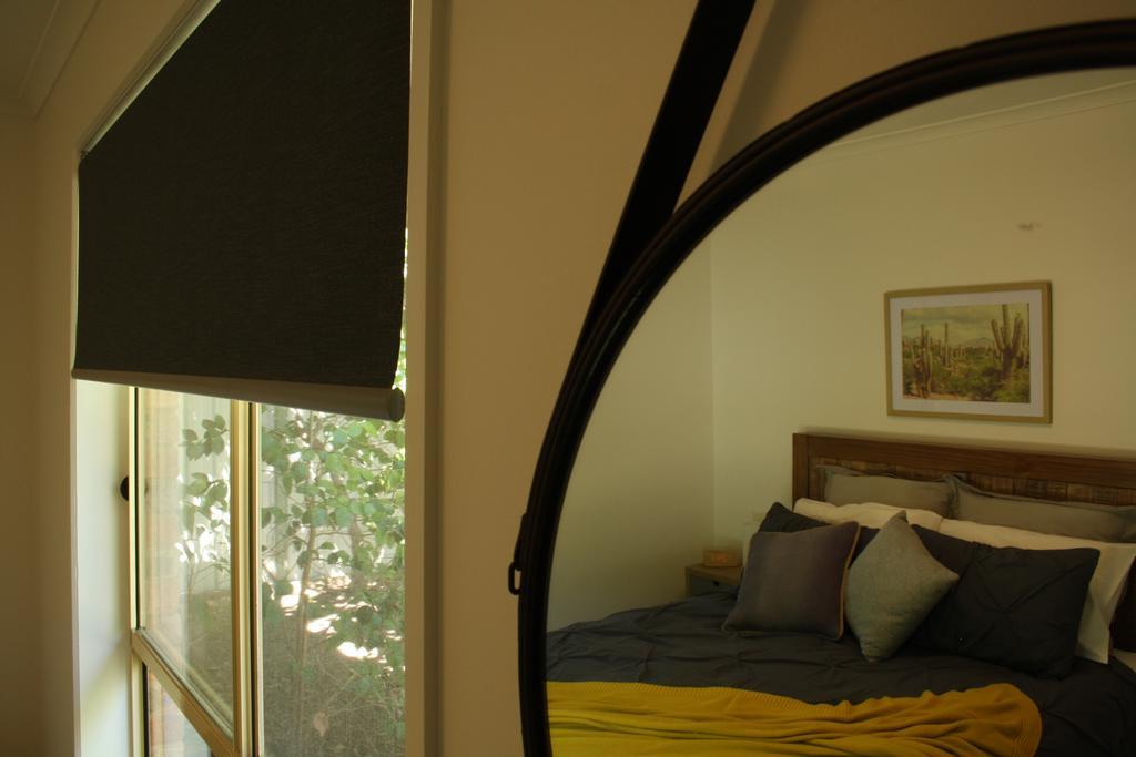 4 Autumn Grove Apartment *