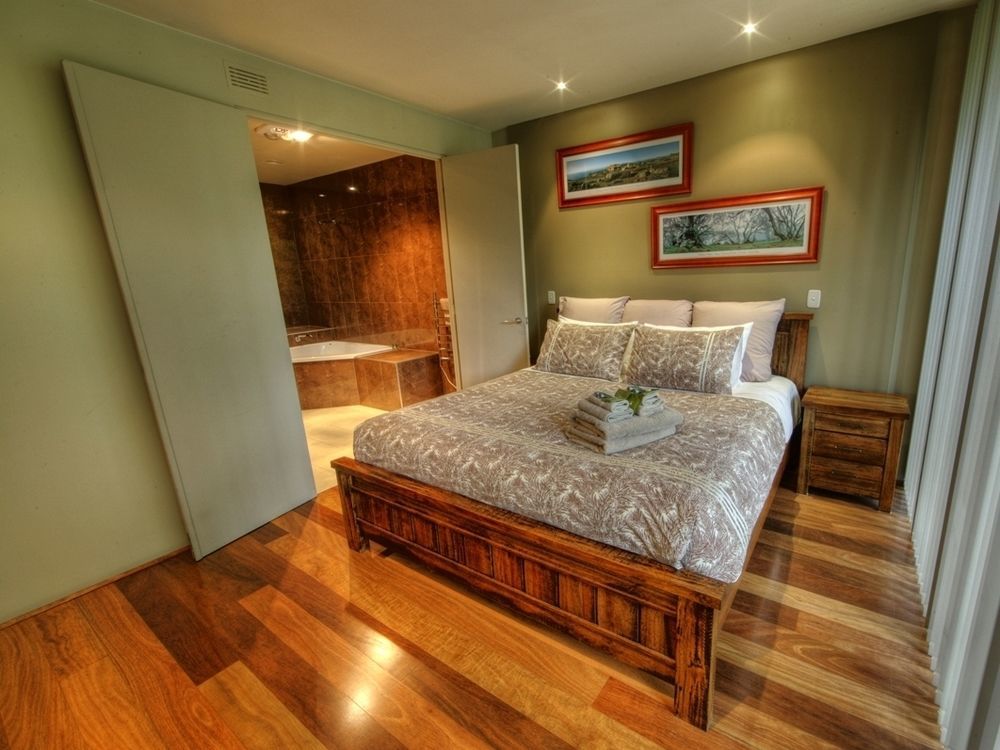 Centenary Peaks Riverview Holiday home Bright