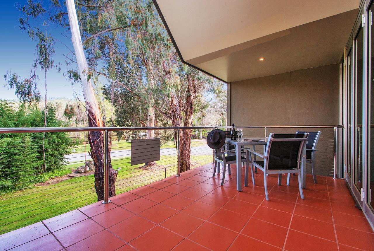 Centenary Peaks Riverview Bright