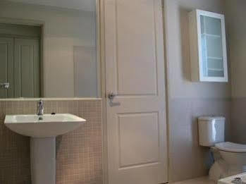 Luxury Abalina Cottages * Bright