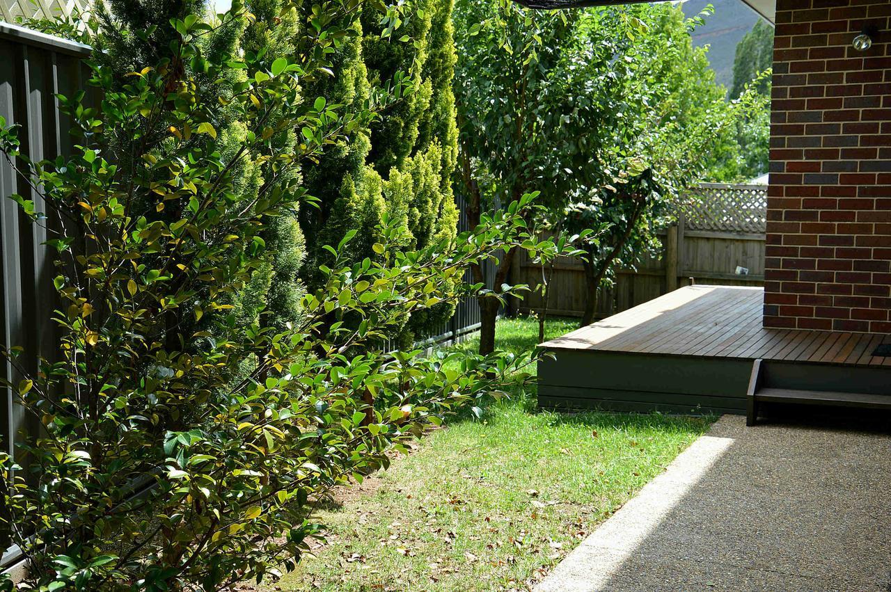 Holiday home The Track - Beautiful Townhouse In *