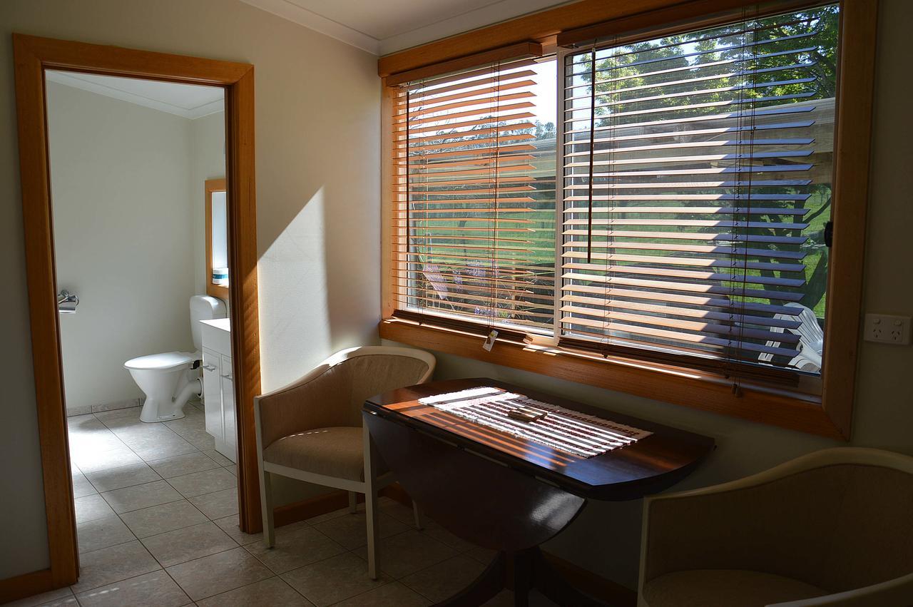 Tre-vista Lane Retreat * Bright