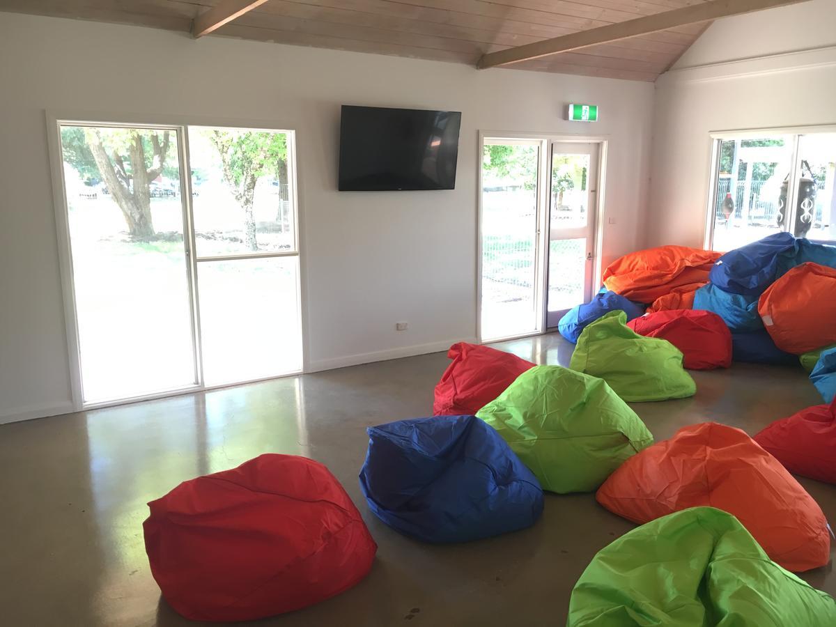 Alpine Sports Hostel *