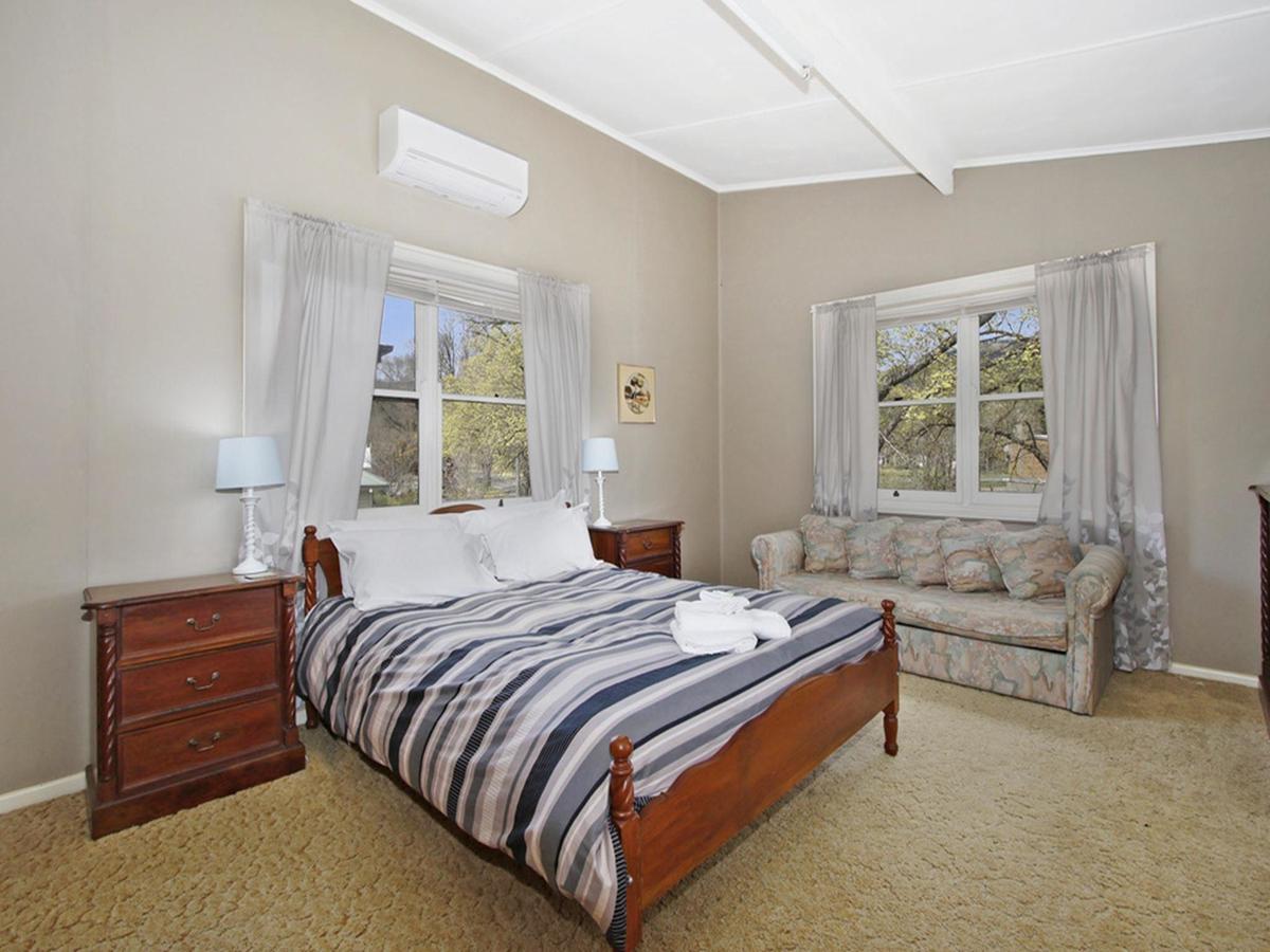 Le Chateau - Centrally Located *
