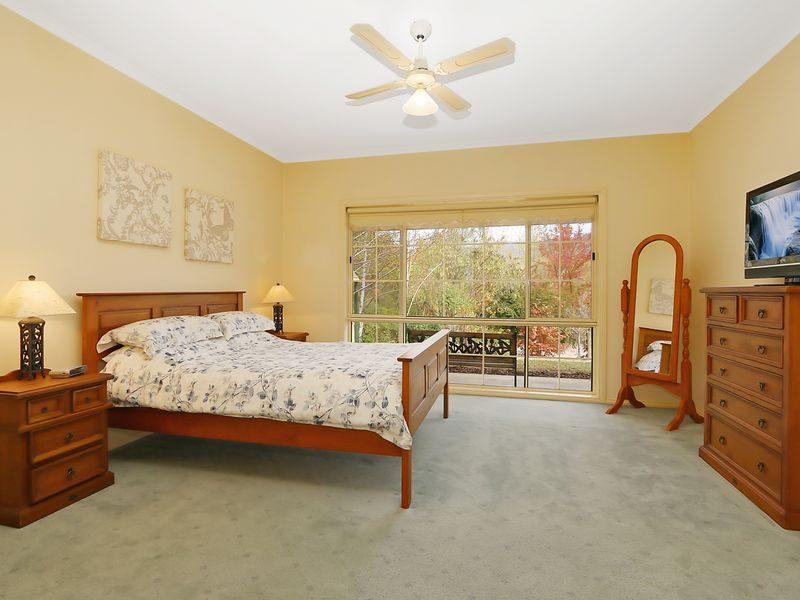 Alpine Mist - Spacious 5 Bedroom Apartment Bright