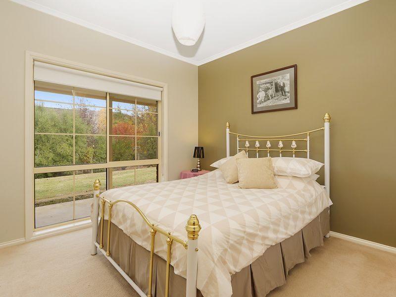 Alpine Mist - Spacious 5 Bedroom Apartment Bright