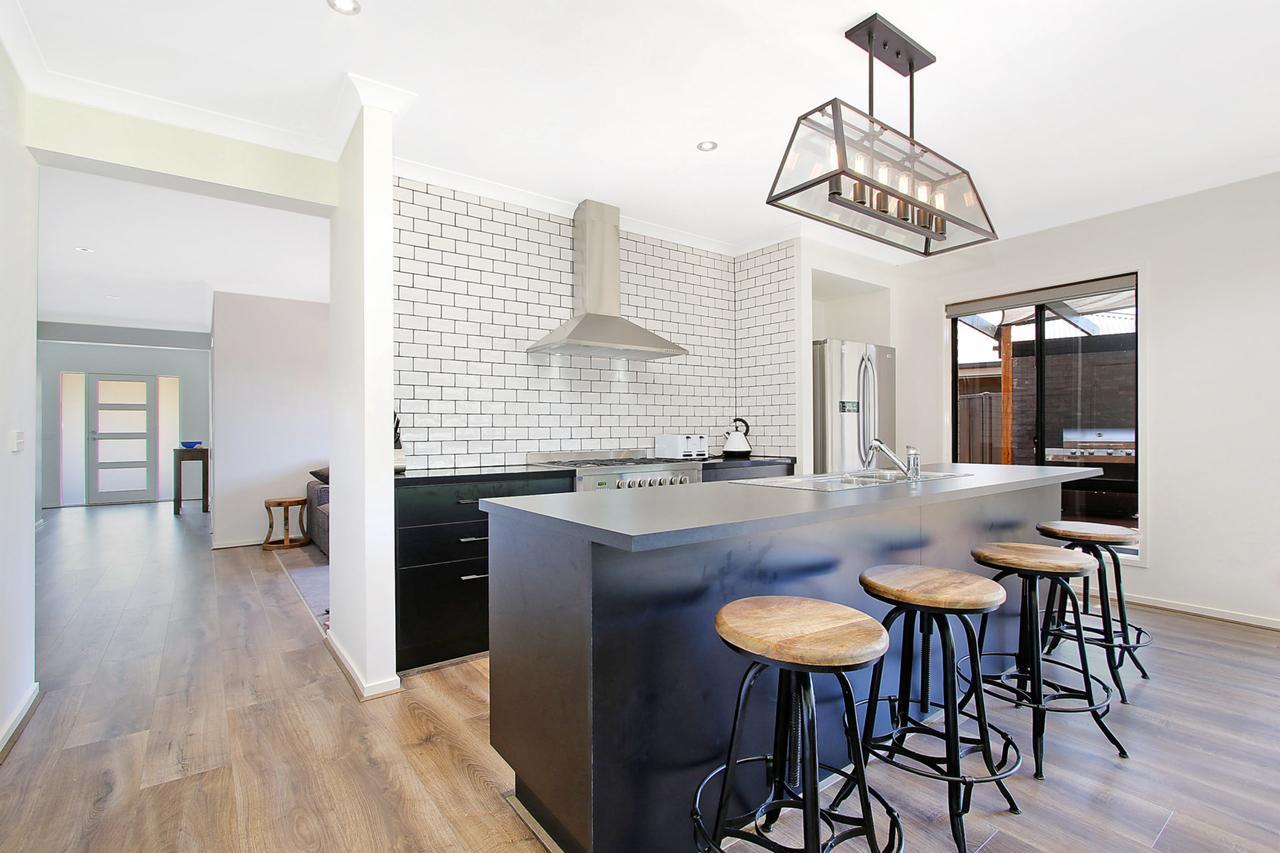 Alpine Knights Stylish Luxury Apartment Bright