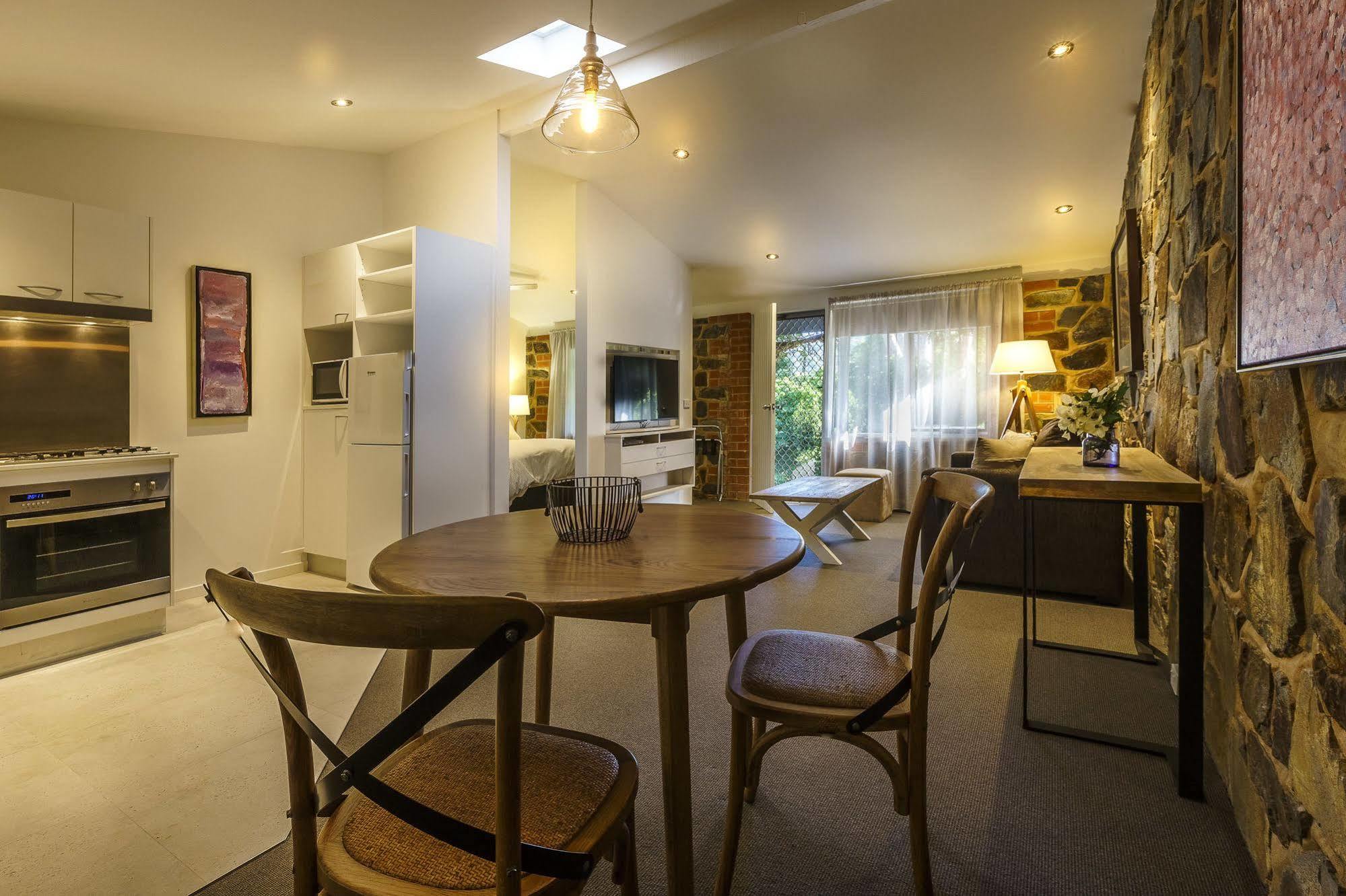 Mystic Valley Aparthotel