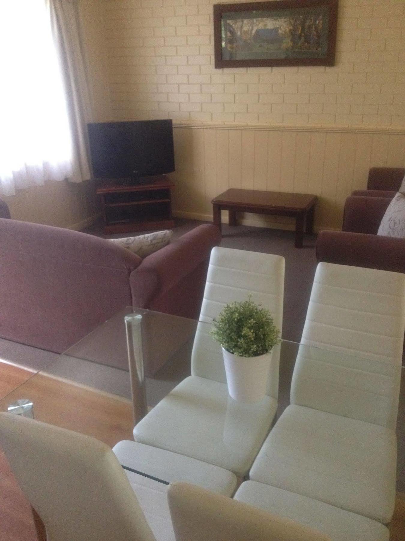 Viewhill Units - Motel Bright