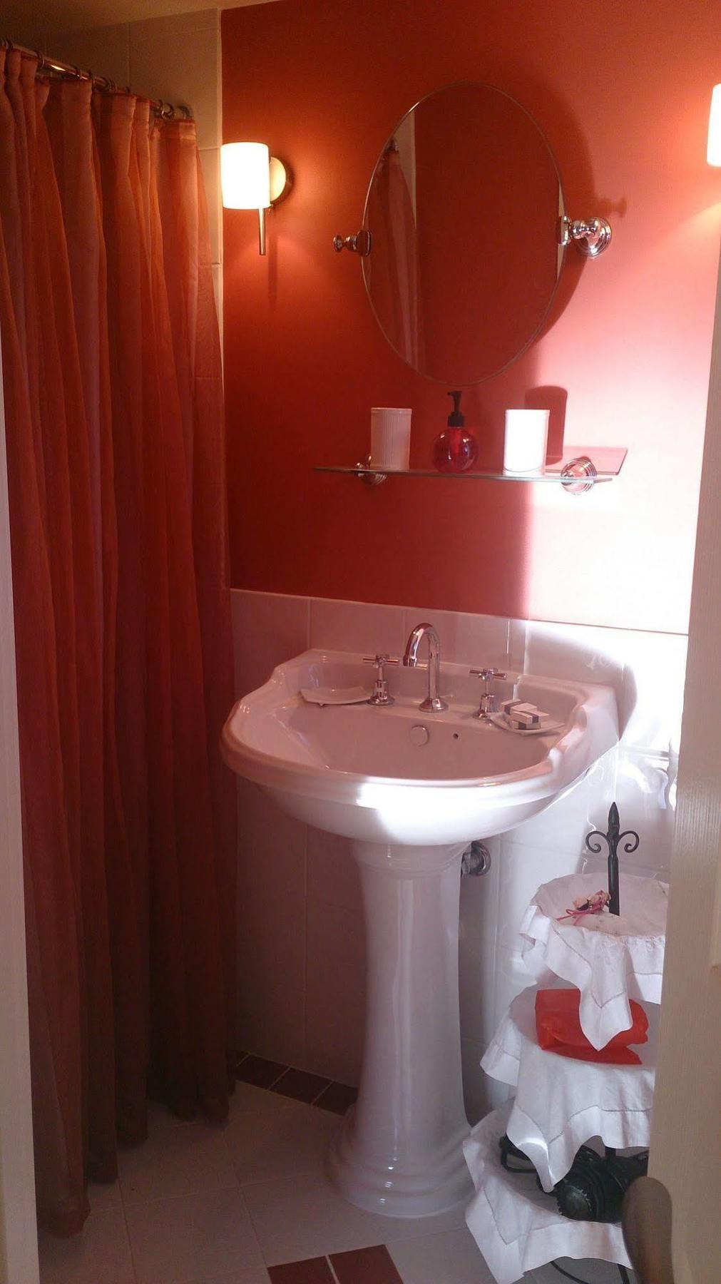 Bella Rouge Villa Bright