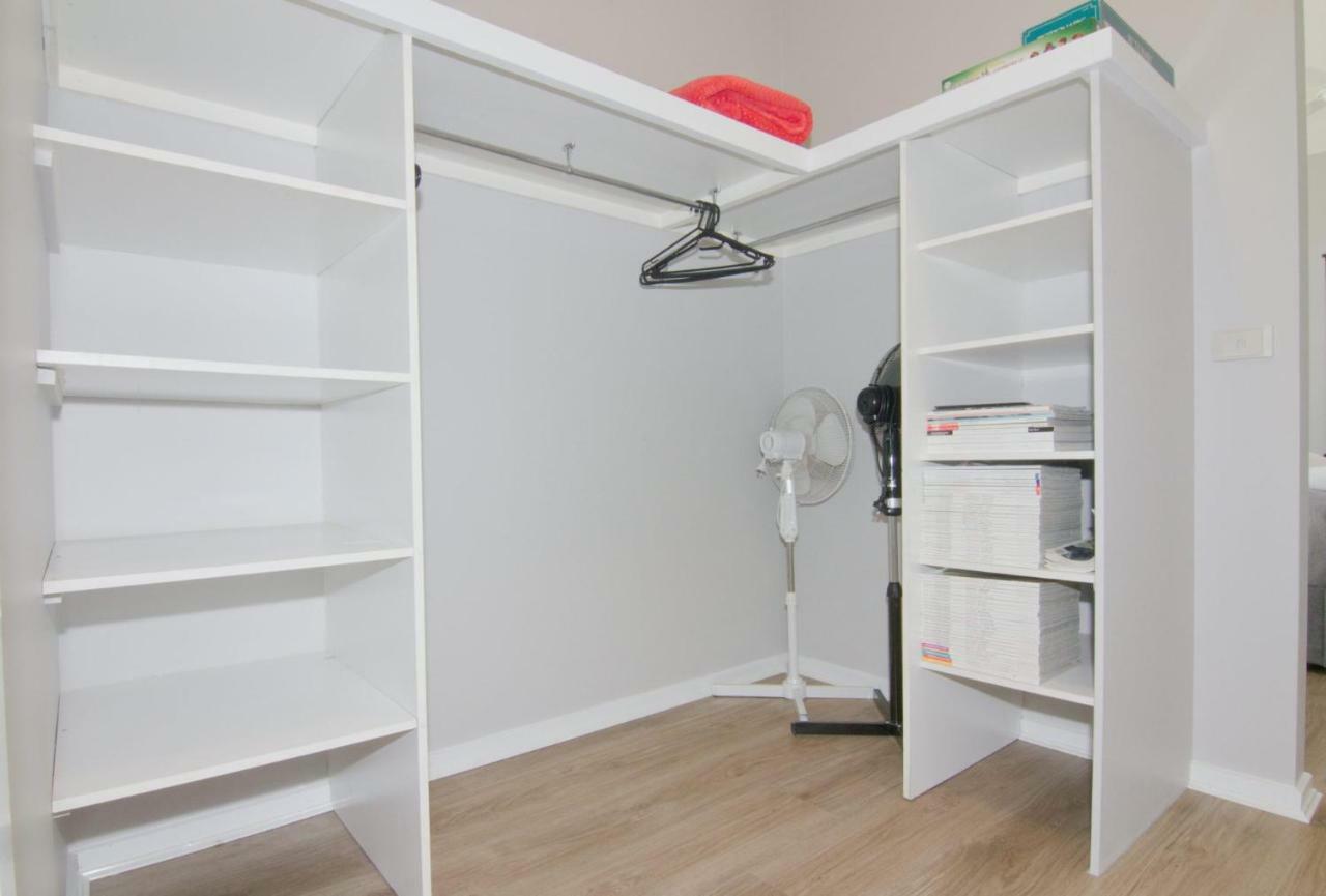 Apartment Atticus Bright