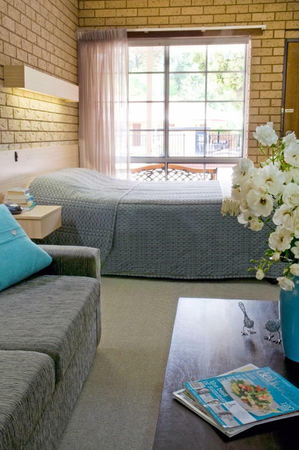Hotel Ovens Valley Motor