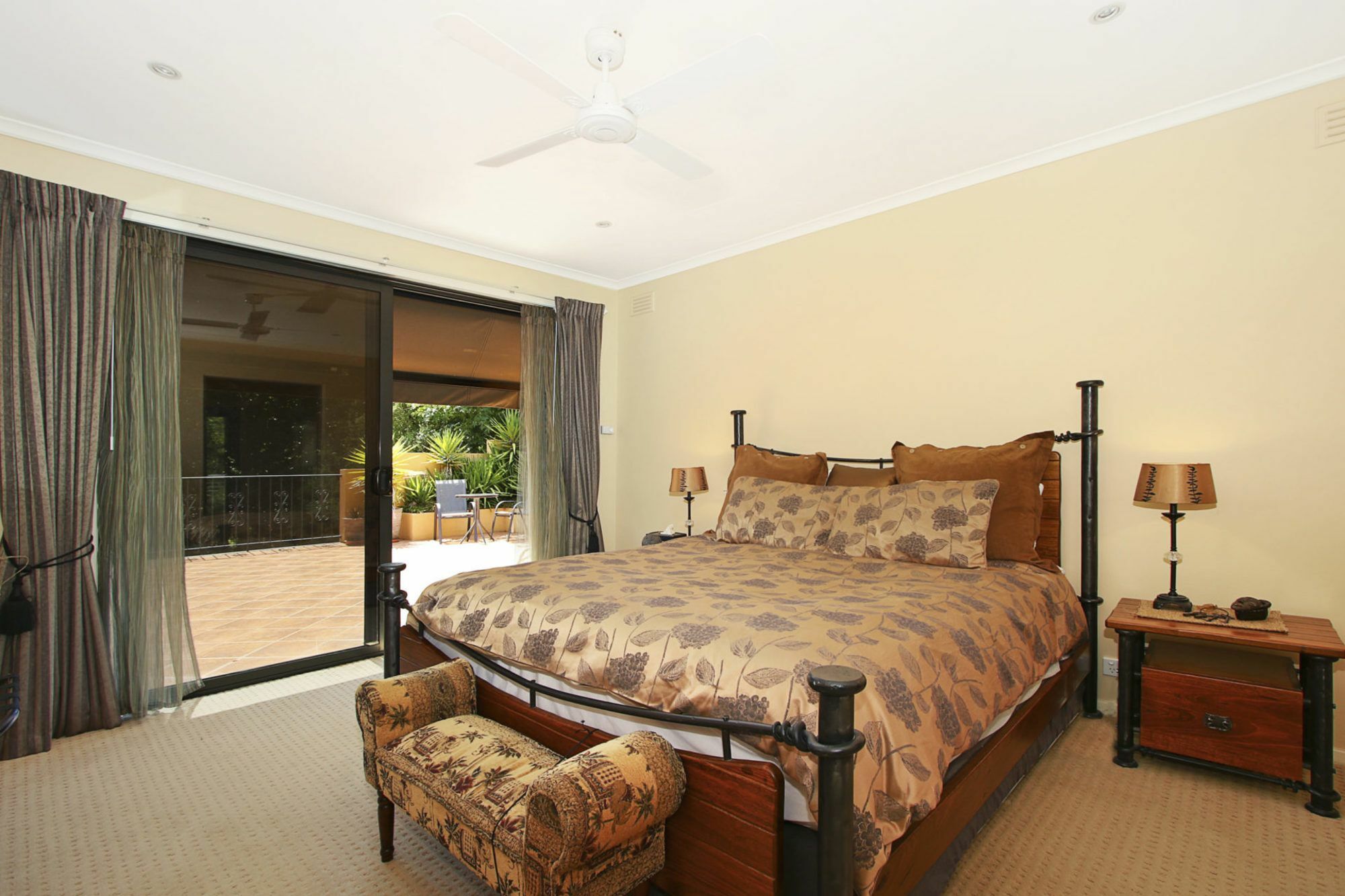 Canyons Bend - 5 Minute Walk To Shops And Cafes Bright