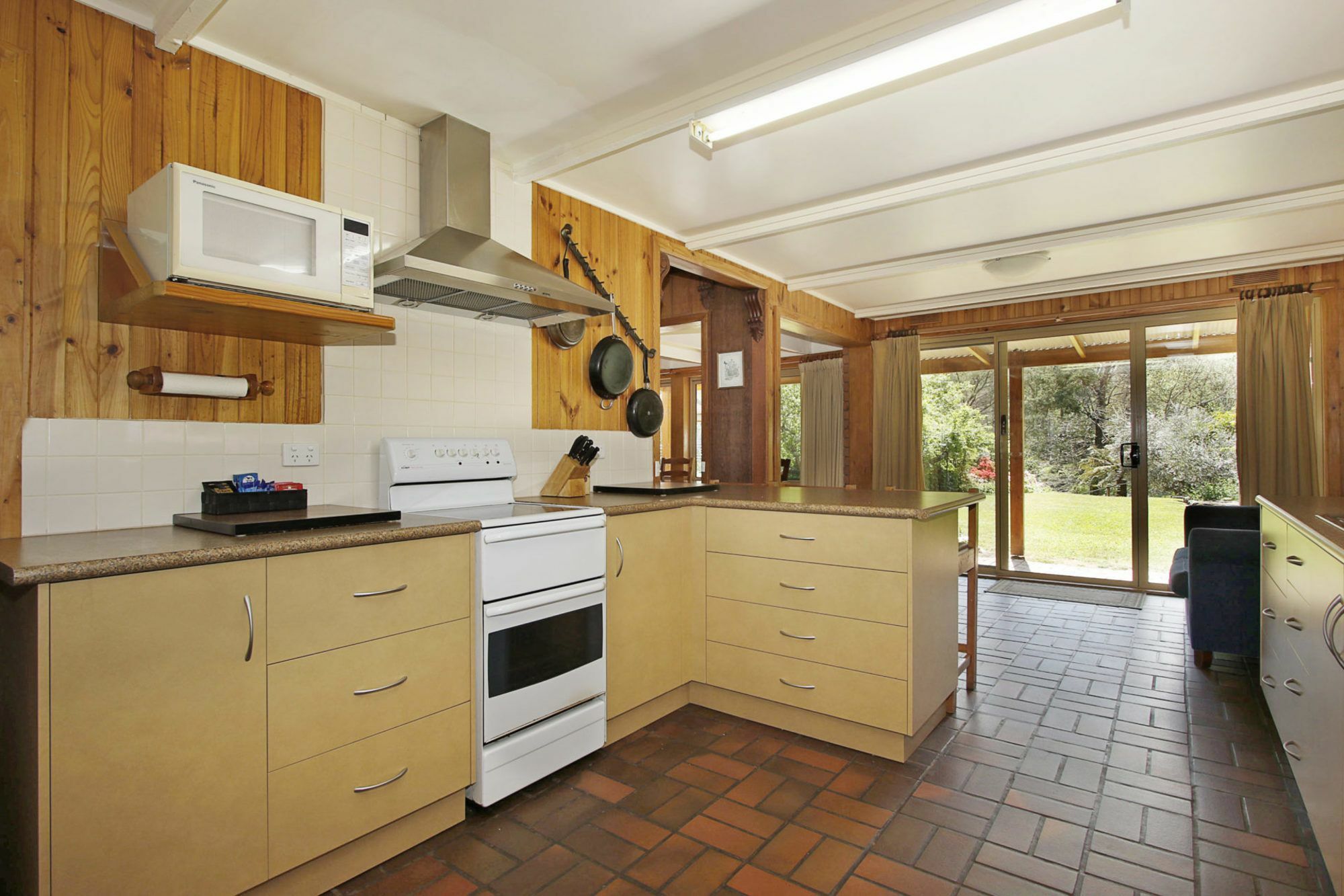 Warrina - Over Looking Ovens River Apartment *