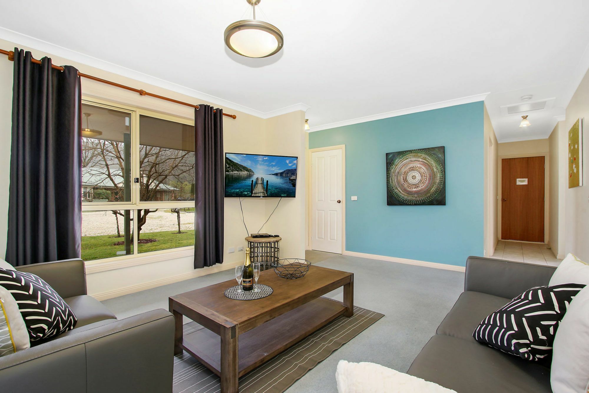 Valley View Townhouse - On The Rail Trail Villa Bright